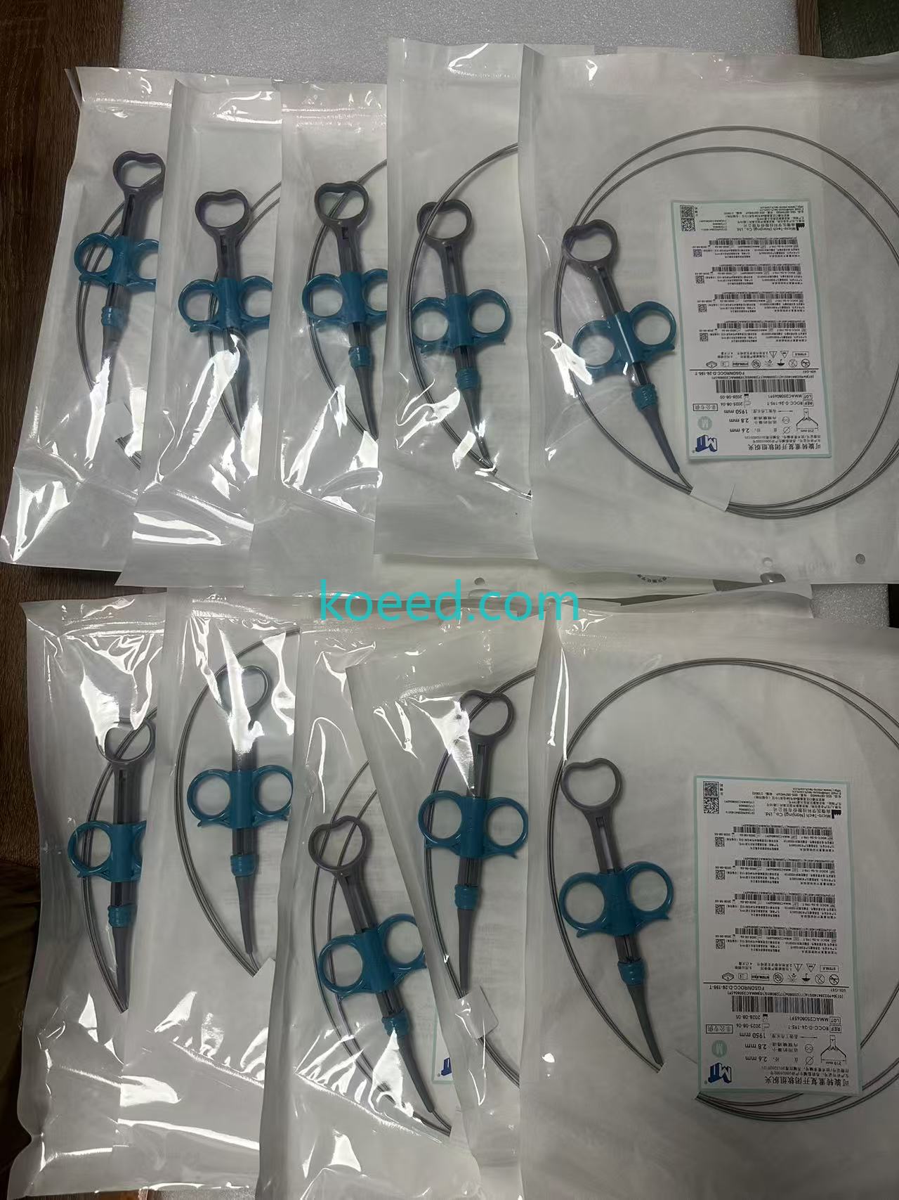 Soft Tissue Clip - Koeed Fashion View